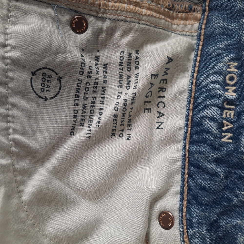American Eagle Light Blue Denim Jeans - STRIGID - Picture 11 of 11